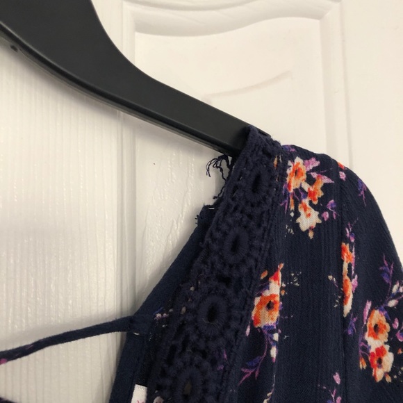 3 FOR $15! XHILARATION | NAVY FLORAL LACE PLAYSUIT - Picture 6 of 7